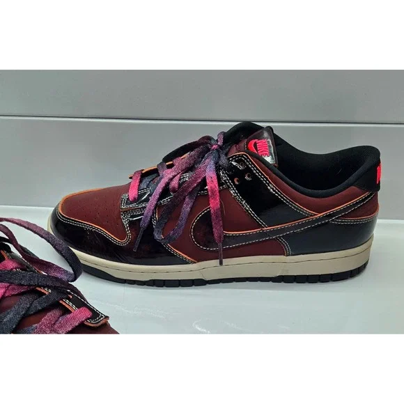 Nike Dunk Low SE Men's 10.5 Red Black Special Edition Sneakers